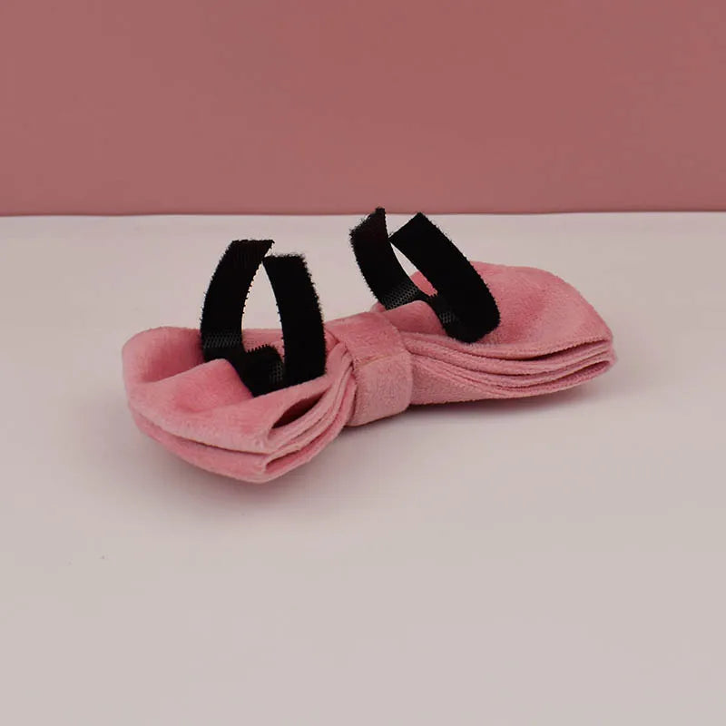 ¡Elegancia y Seguridad en un Solo Collar! Descubre Nuestro Collar y Correa de Terciopelo Rosa con Placa de Identificación Grabada para Perros de Todas las Tallas. - Mascotalux