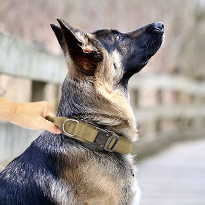 Collar táctico militar para perro, Collar de entrenamiento Duarable para perro pastor alemán.